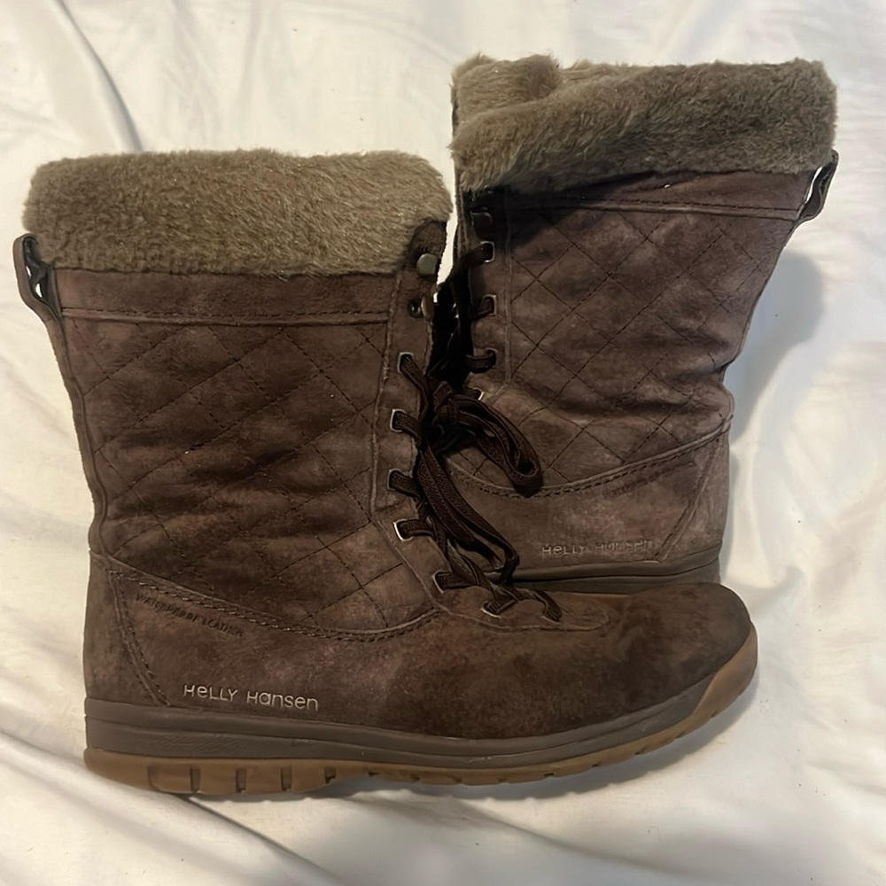 Helly Hansen Brown waterproof leather lace up Winter Boots Size 7.5 women's